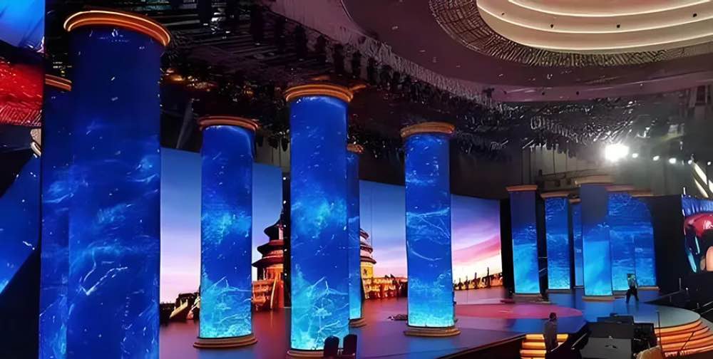 Flexible column LED Display